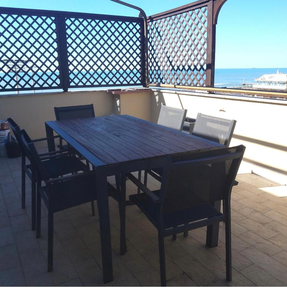 לידו די אוסטיה Casa Paradiso מראה חיצוני תמונה
