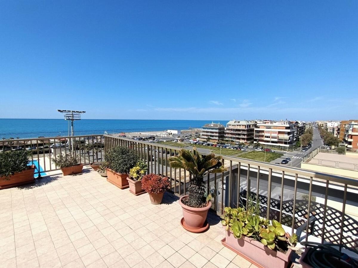 לידו די אוסטיה Casa Paradiso מראה חיצוני תמונה