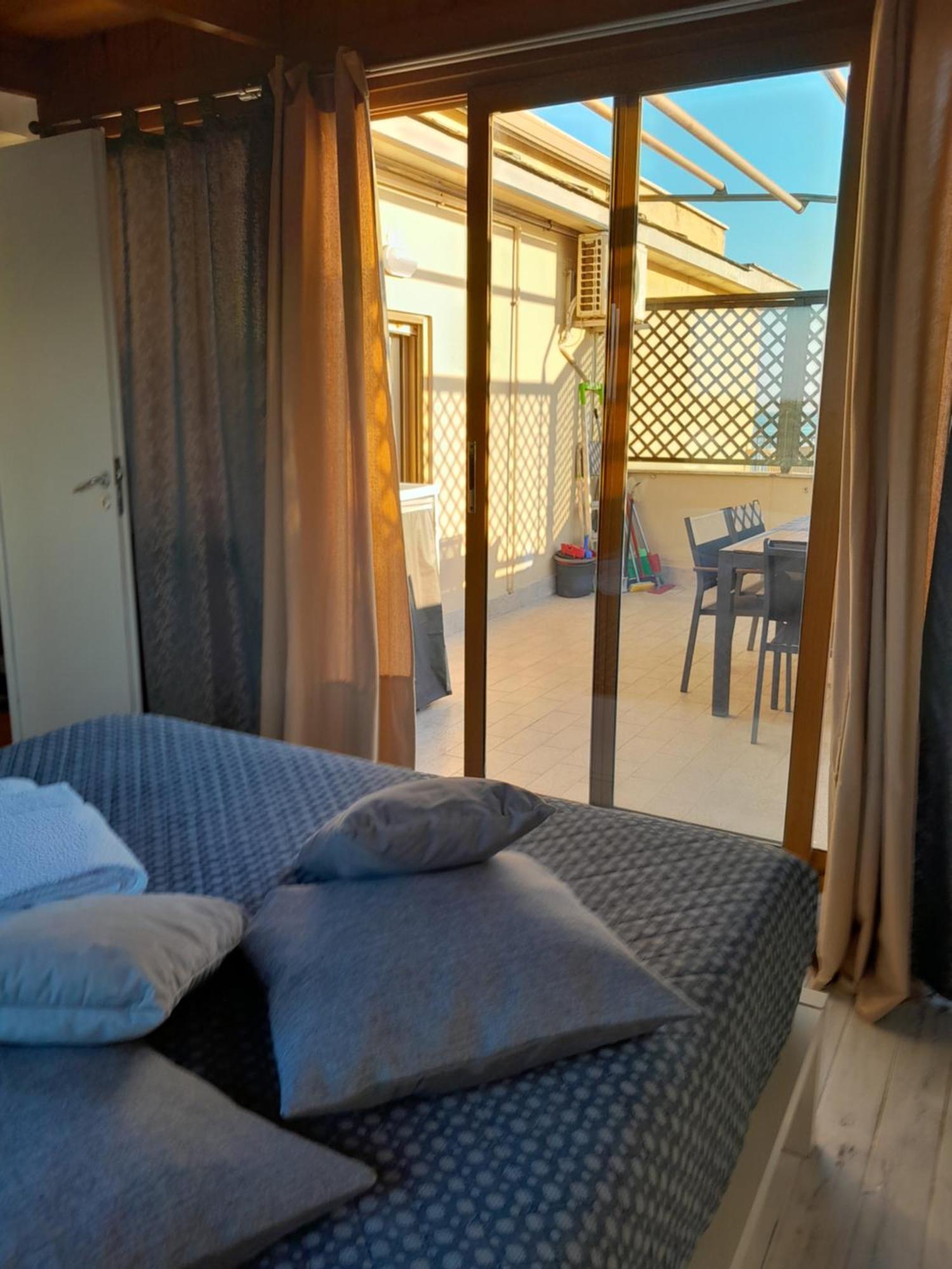 לידו די אוסטיה Casa Paradiso מראה חיצוני תמונה